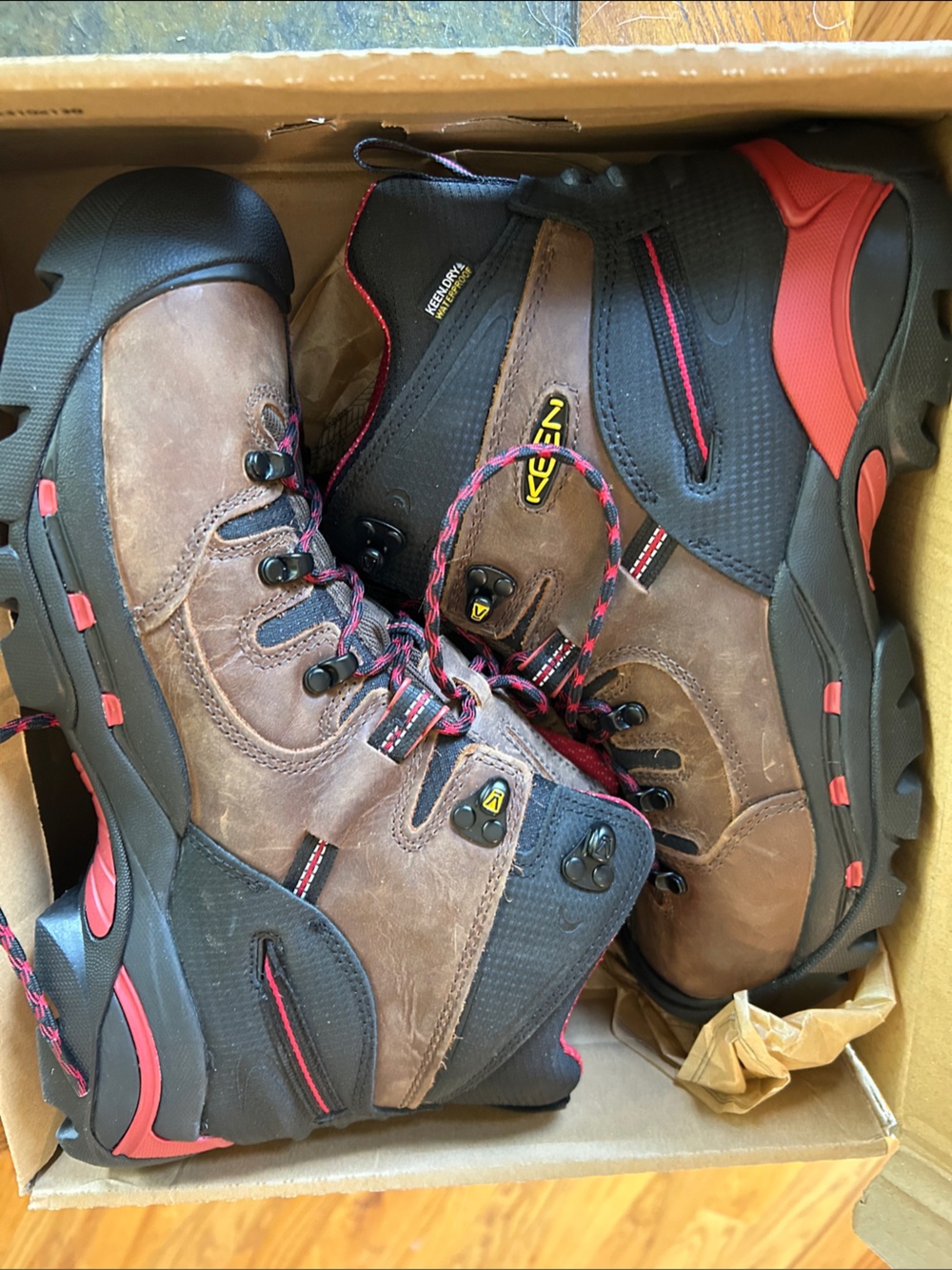 Keen Pittsburgh 6" WP Men's Brown and Black Hiking Boots 13 NEW IN BOX